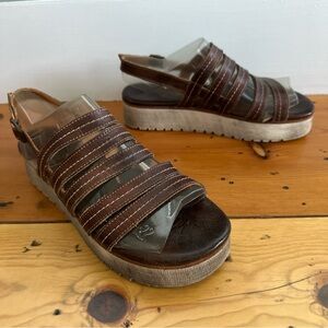 Bed|Stu Womens Size 9 Dark Brown Leather Ensley Strappy Platform Sandals